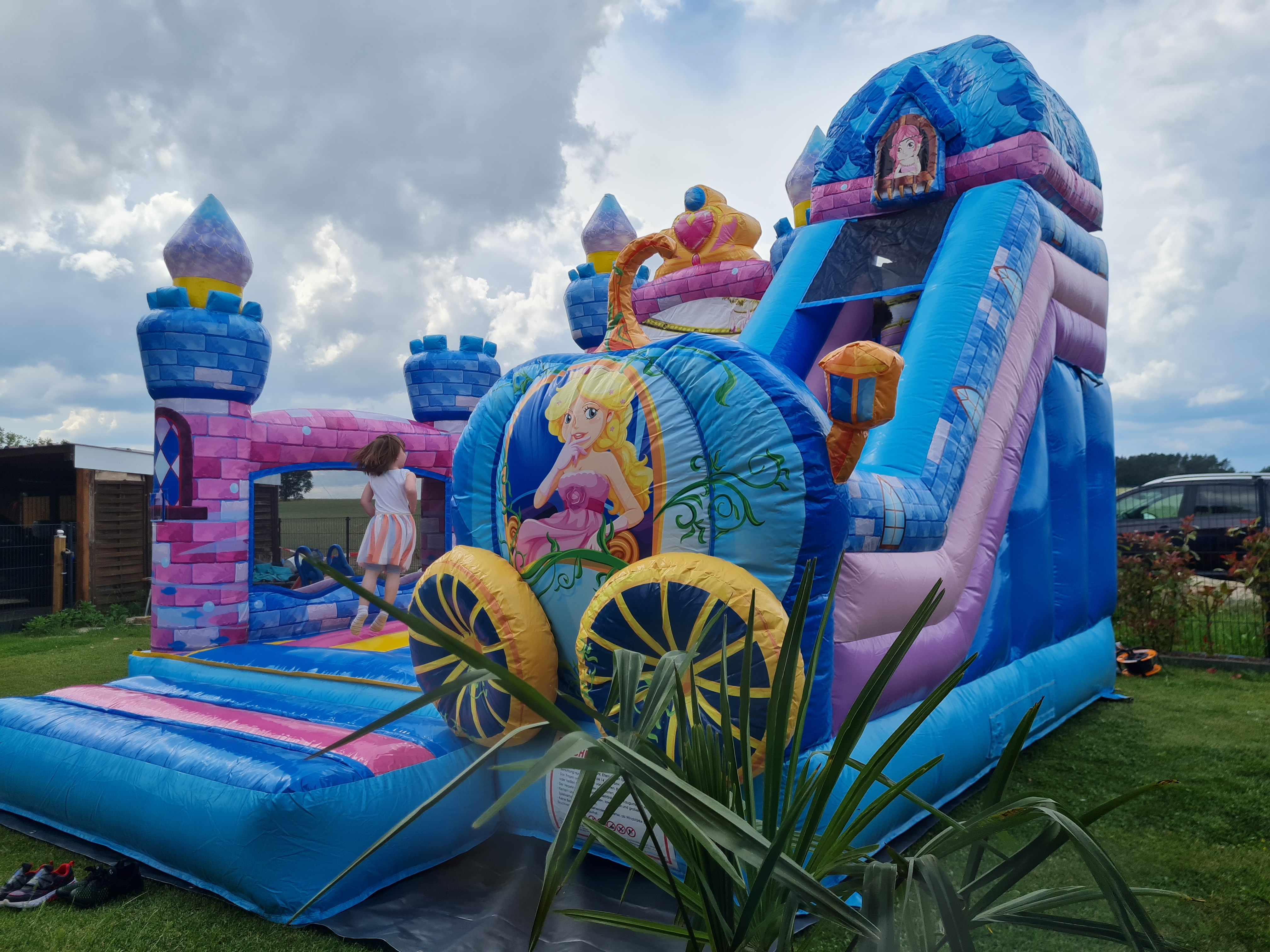 Hüpfburg T-Rex mit Rutsche